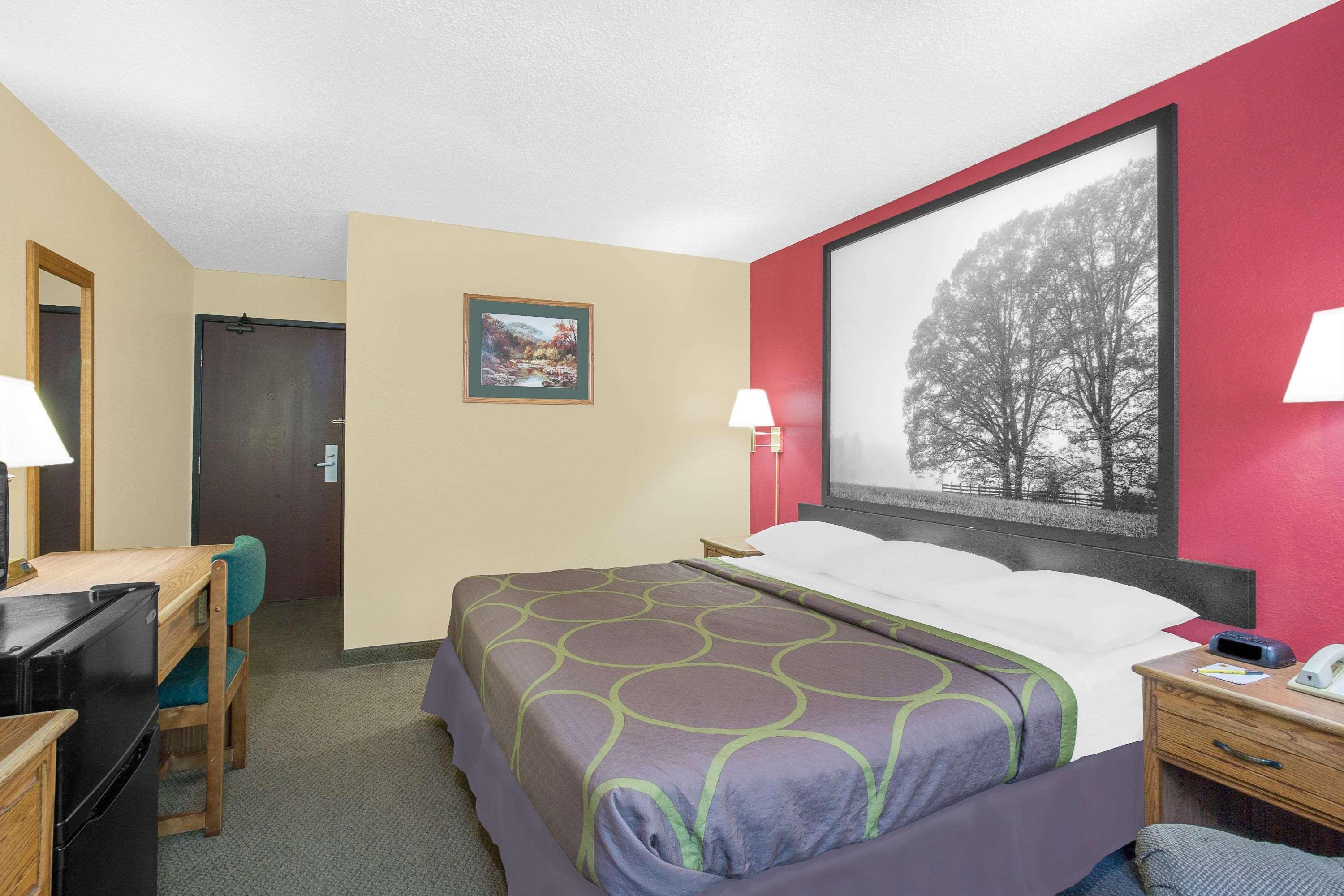 ซูเปอร์ 8 บาย วินด์แฮม โรอาโนก เวอร์จิเนีย Motel ภายนอก รูปภาพ